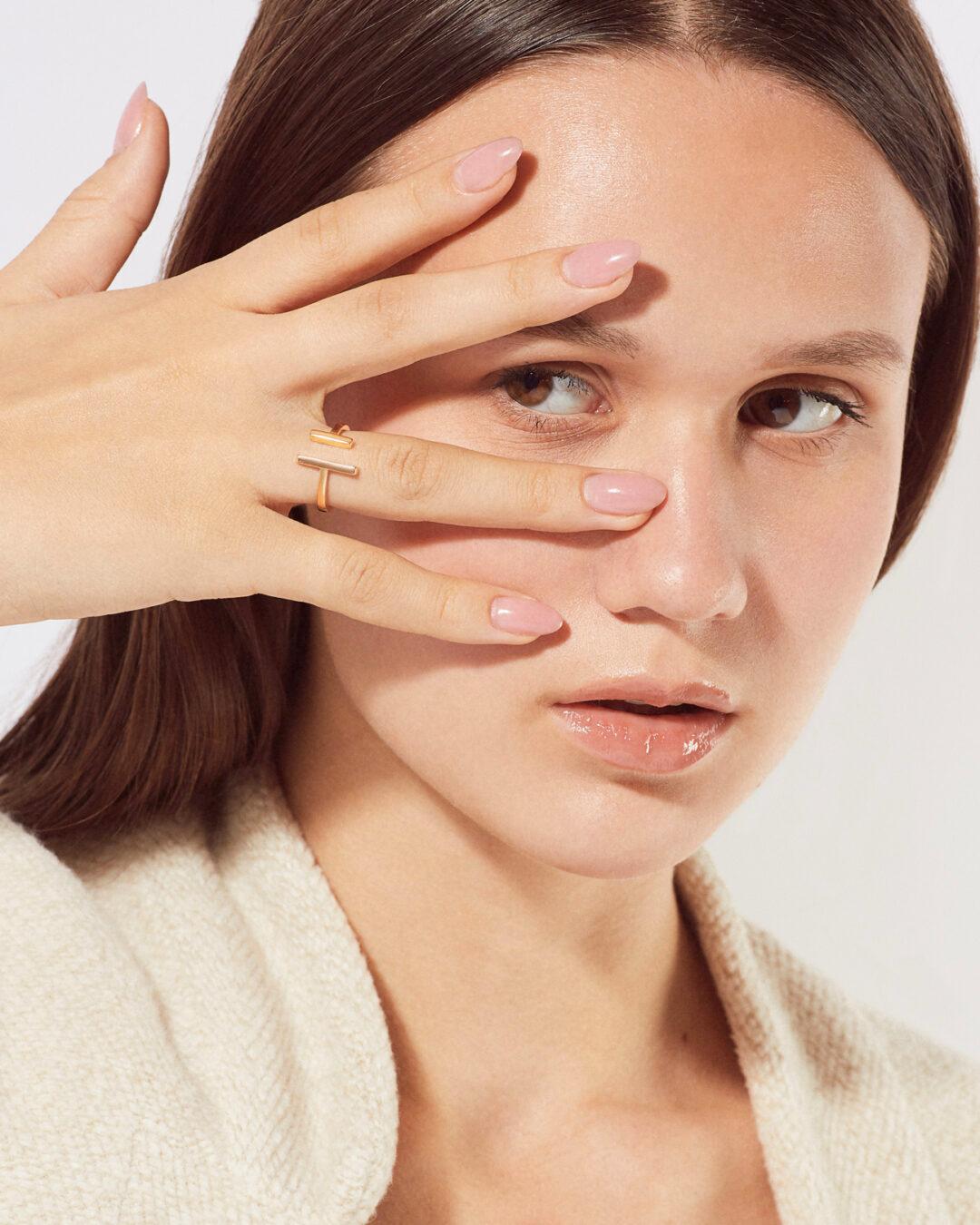 Golden Bar Open Ring - Image 4