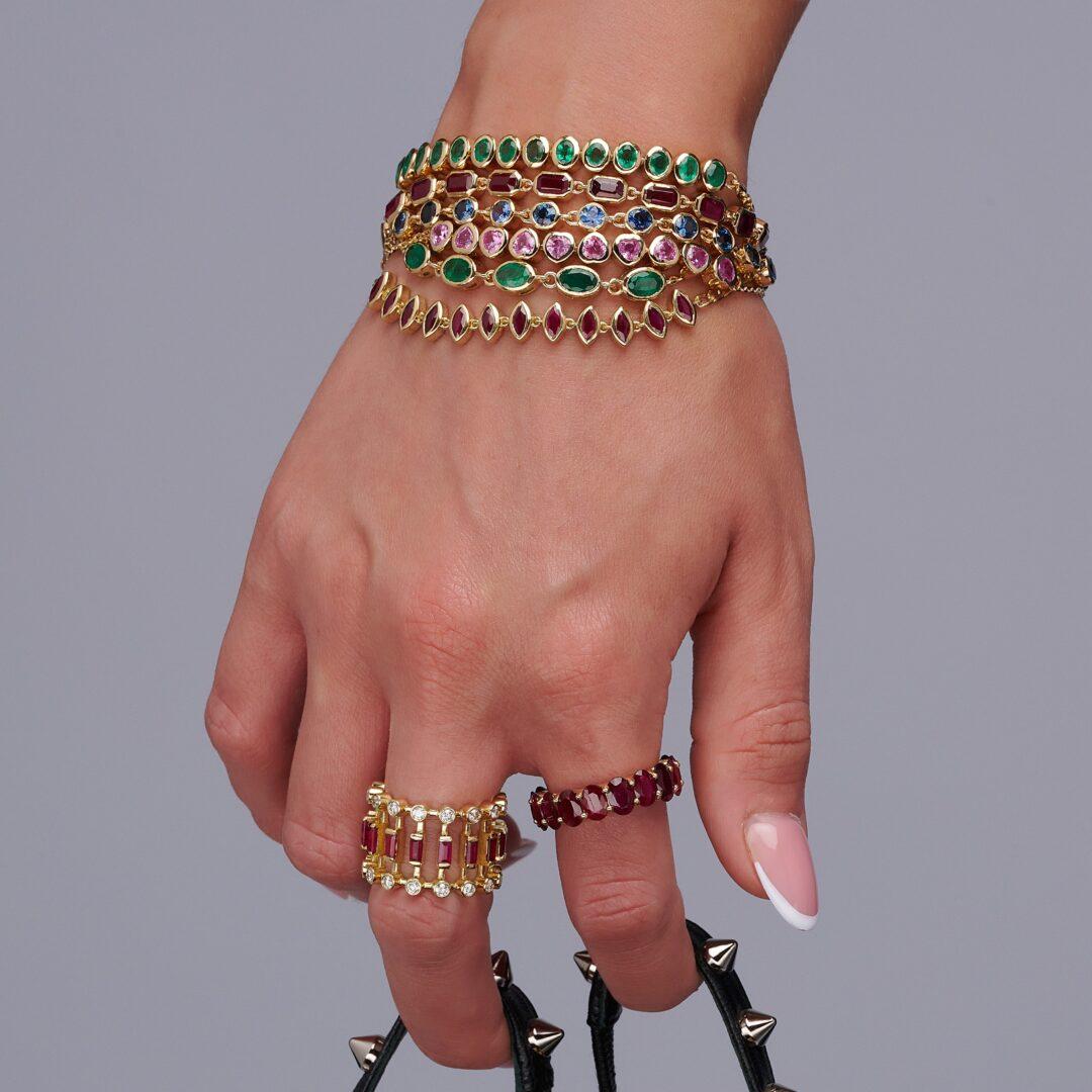 Blushing Chain Bracelet (Sapphire, 18K Gold) - Image 2