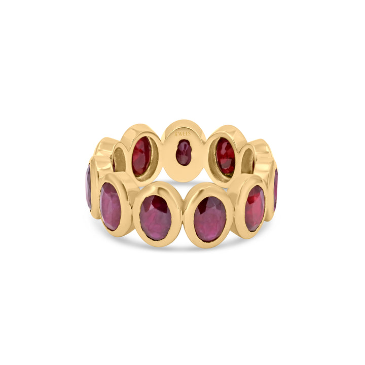 Scarlet Symphony Ring (Ruby, 18K Gold)