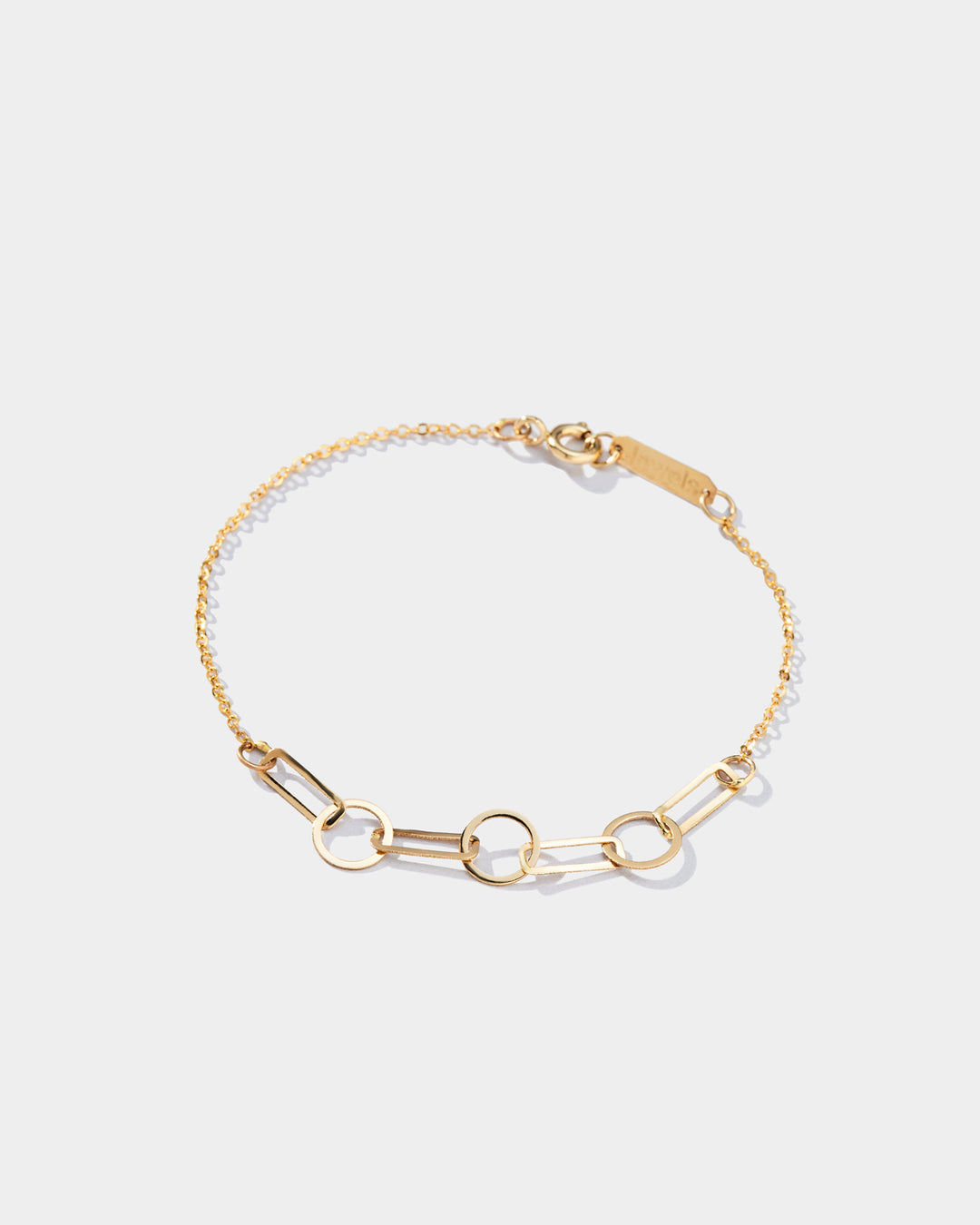 CHAINS AND CIRCLE BRACELET